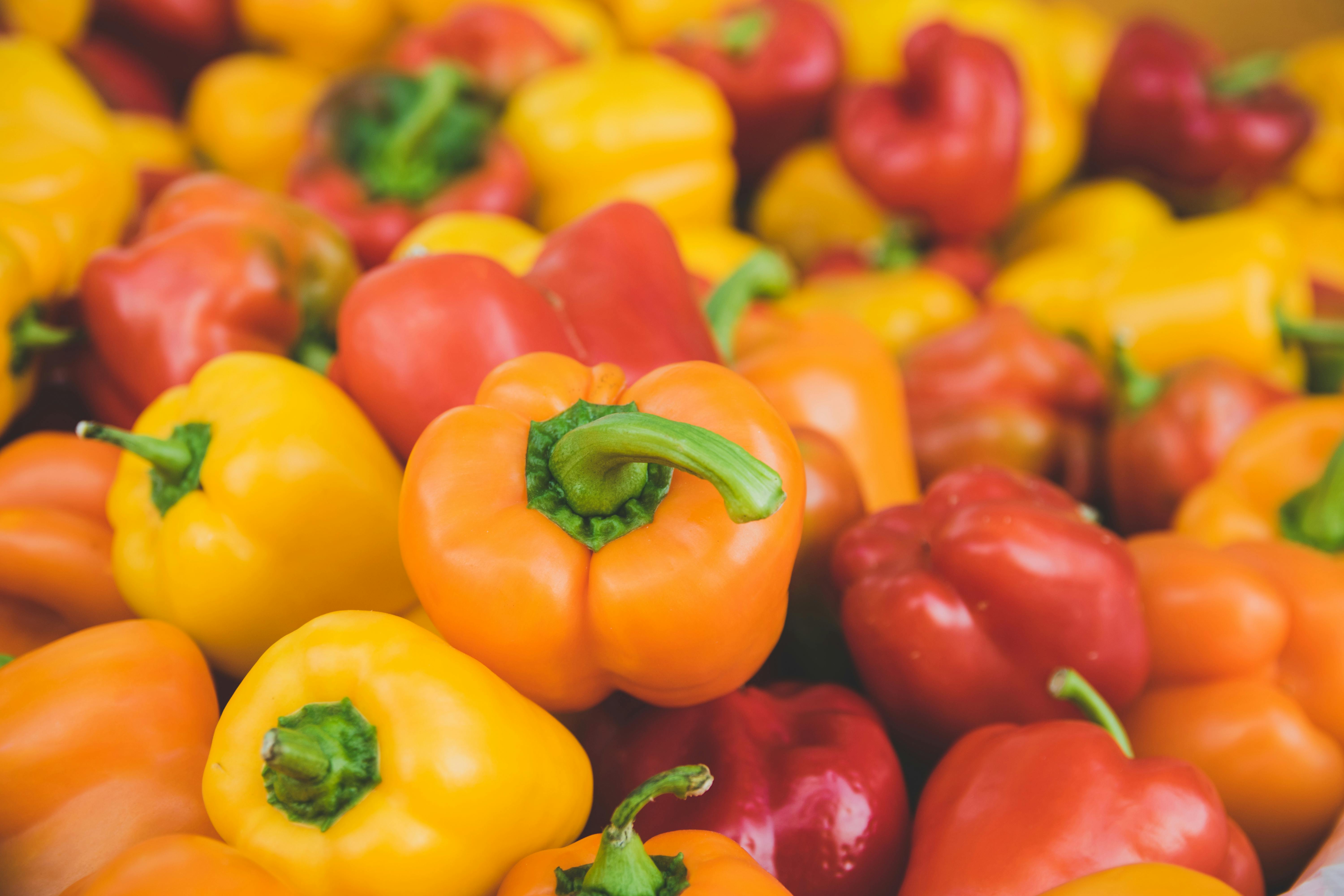Fresh Capsicum Mix - 4 Colors | Vibrant & Crunchy Bell Peppers